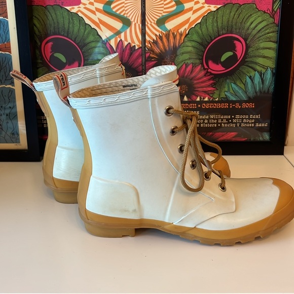 Hunter Lace-Up Boots-Size 9 - Picture 5 of 7